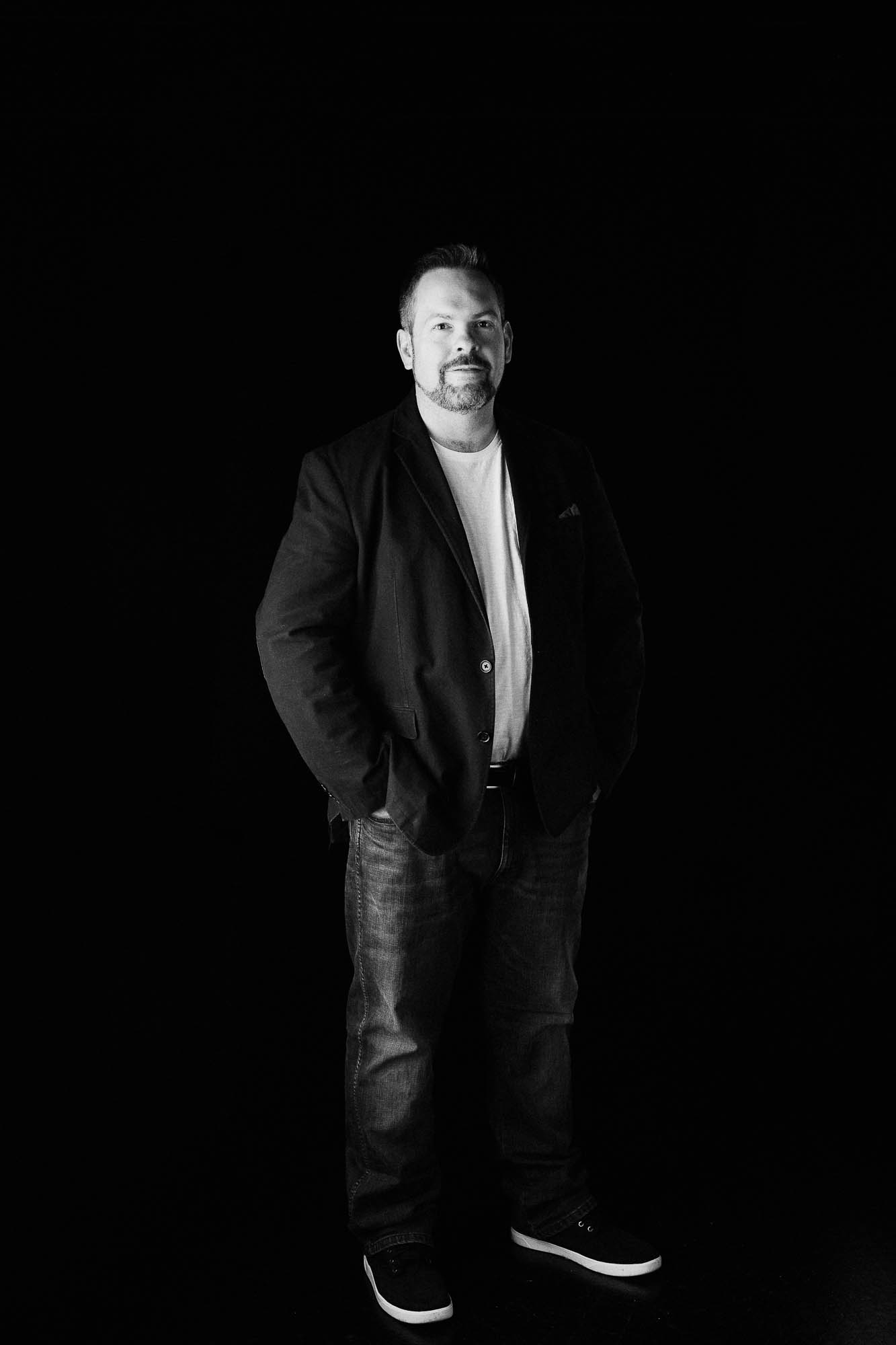 Export x3 Headshots Alexander05664 Bearbeitet Capture 2